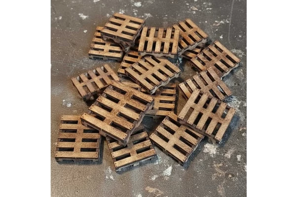Miniature Pallets 1:48-1:35